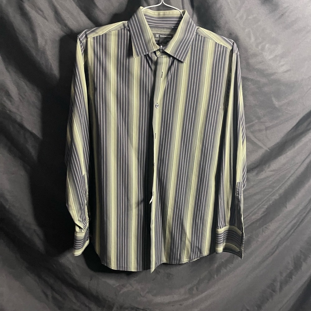 Mens INC CORP . Men’s large black with chartreuse stripes vertical fashionable